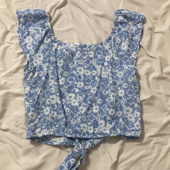 NWOT American Eagle shirt! - Picture 3 of 3